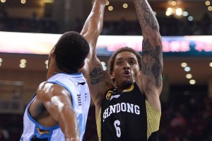 金年会首页-里程碑夜新奥尔良鹈鹕防线松动，CBA常规赛赛后刷纪录，压力陡增，阵容厚度经受考验(cba最佳防守球员)